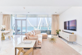 Luxury 2 BR Beachfront Apt w stunning sea view